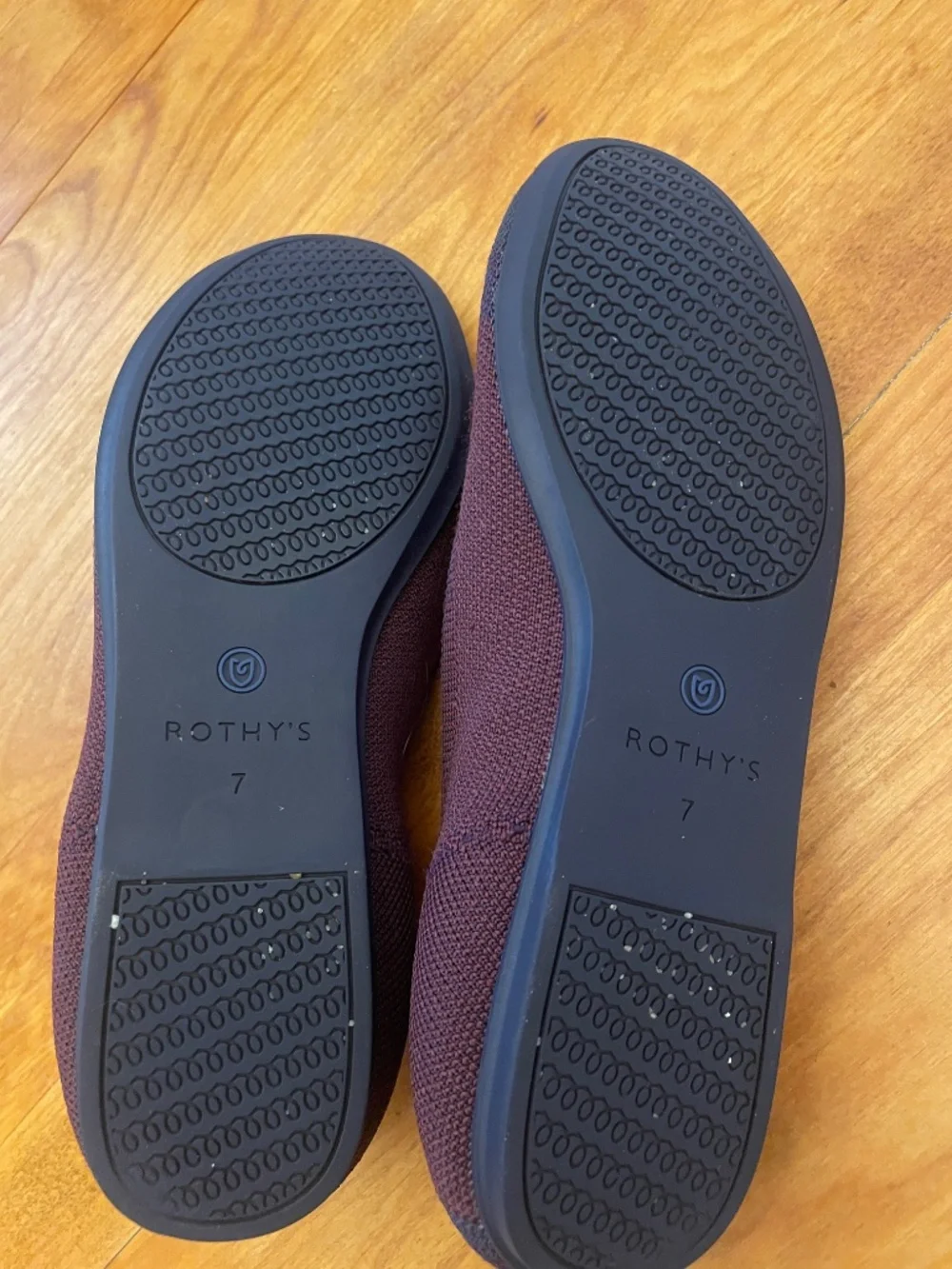 Rothy’s blackberry captoe flats, women’s size 7 EUC